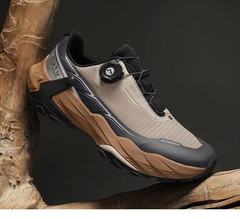 Outdoor Waterproof Breathable Mountaineering Sneakers